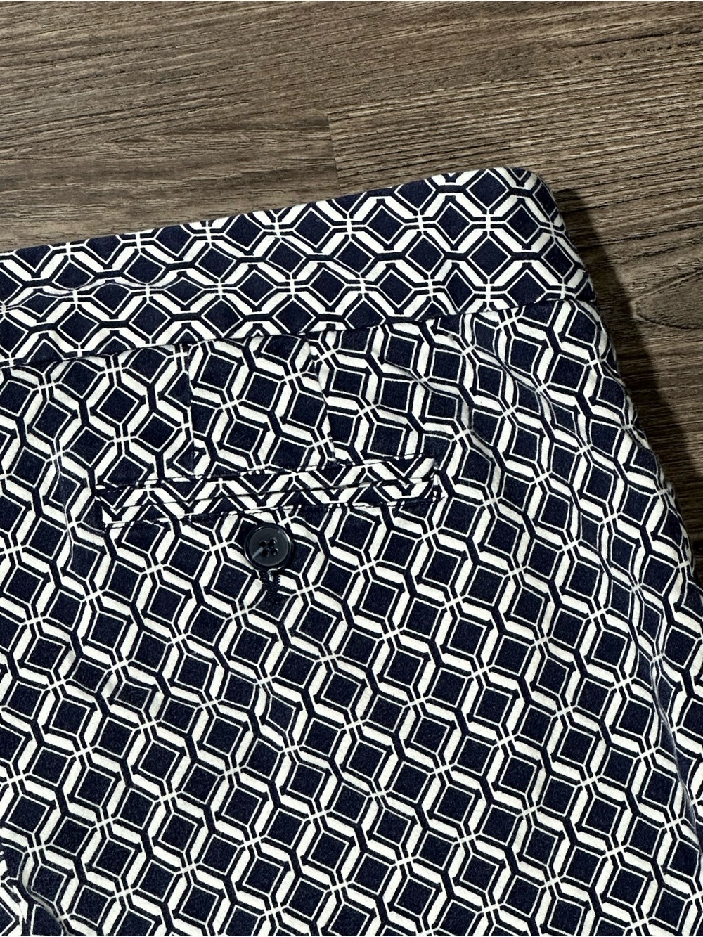 LAUNDRY BY SHELLI SEGAL Navy & White Geometric Print Flat Front Cropped Pants 8 - Picture 10 of 11